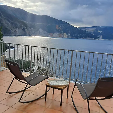 Willa Luxury Seafront Villas, Kefalonia, 100m & Center, 4 Stars Services, Parking - Near Myrtos - Fiskardo *