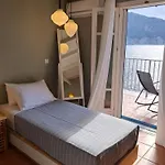 Luxury Seafront Villas, Kefalonia, 100m & Center, 4 Stars Services, Parking - Near Myrtos - Fiskardo Villa *