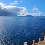 Luxury Seafront Villas, Kefalonia, 100m & Center, 4 Stars Services, Parking - Near Myrtos - Fiskardo Villa *