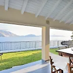 Luxury Seafront Villas, Kefalonia, 100m & Center, 4 Stars Services, Parking - Near Myrtos - Fiskardo *
