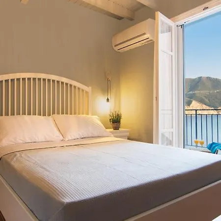 Luxury Seafront Villas, Kefalonia, 100m & Center, 4 Stars Services, Parking - Near Myrtos - Fiskardo Villa Asos