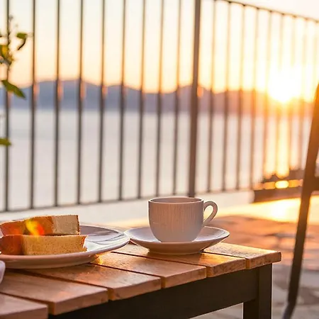 Villa Luxury Seafront Villas, Kefalonia, 100m & Center, 4 Stars Services, Parking - Near Myrtos - Fiskardo *