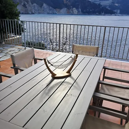 Luxury Seafront Villas, Kefalonia, 100m & Center, 4 Stars Services, Parking - Near Myrtos - Fiskardo