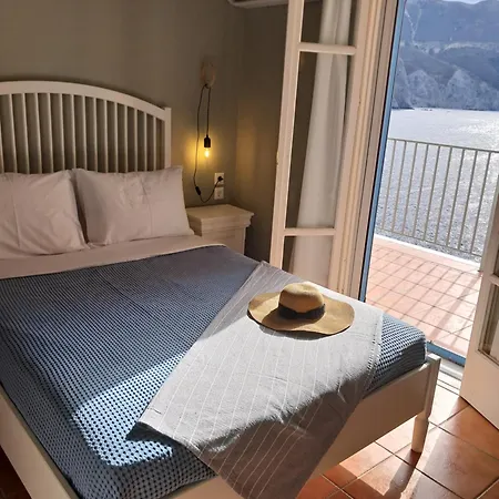 Luxury Seafront Villas, Kefalonia, 100m & Center, 4 Stars Services, Parking - Near Myrtos - Fiskardo Villa Asos