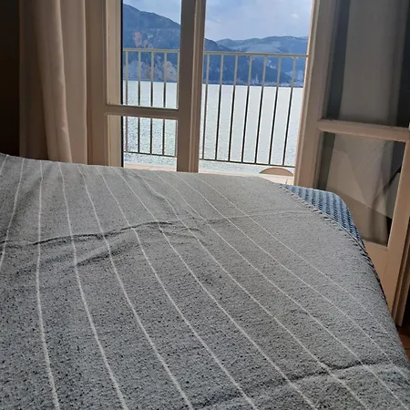 Luxury Seafront Villas, Kefalonia, 100m & Center, 4 Stars Services, Parking - Near Myrtos - Fiskardo * Asos