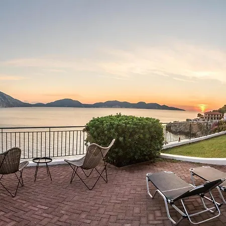 Villa Luxury Seafront Villas, Kefalonia, 100m & Center, 4 Stars Services, Parking - Near Myrtos - Fiskardo *