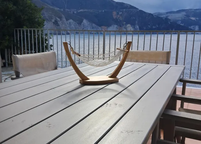 Luxury Seafront Villas, Kefalonia, 100m & Center, 4 Stars Services, Parking - Near Myrtos - Fiskardo *