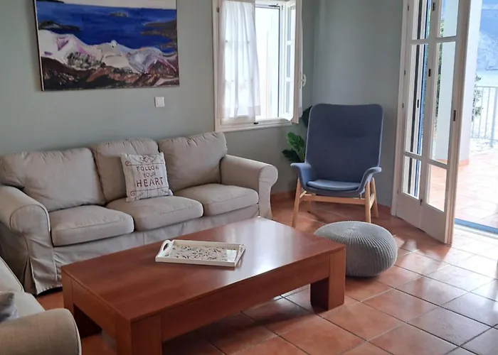 Luxury Seafront Villas, Kefalonia, 100m & Center, 4 Stars Services, Parking - Near Myrtos - Fiskardo Villa