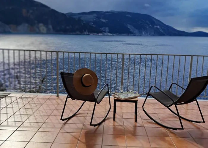 Luxury Seafront Villas, Kefalonia, 100m & Center, 4 Stars Services, Parking - Near Myrtos - Fiskardo * Asos