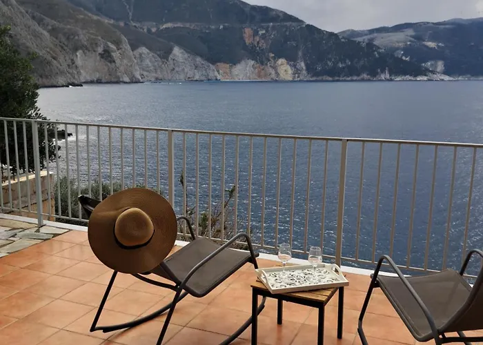 Luxury Seafront Villas, Kefalonia, 100m & Center, 4 Stars Services, Parking - Near Myrtos - Fiskardo Villa