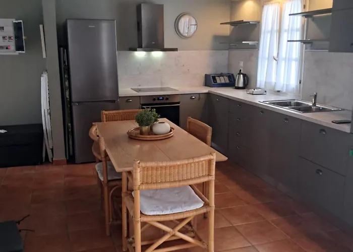 Villa Luxury Seafront Villas, Kefalonia, 100m & Center, 4 Stars Services, Parking - Near Myrtos - Fiskardo *