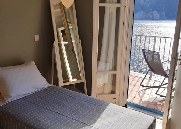 Luxury Seafront Villas, Kefalonia, 100m & Center, 4 Stars Services, Parking - Near Myrtos - Fiskardo