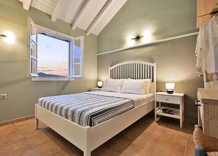 Villa Luxury Seafront Villas, Kefalonia, 100m & Center, 4 Stars Services, Parking - Near Myrtos - Fiskardo Asos