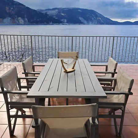 Luxury Seafront Villas, Kefalonia, 100m & Center, 4 Stars Services, Parking - Near Myrtos - Fiskardo Asos