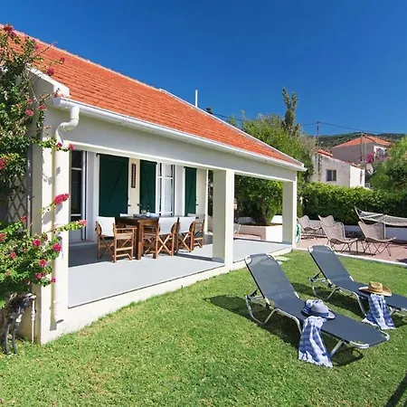 Villa Luxury Seafront Villas, Kefalonia, 100m & Center, 4 Stars Services, Parking - Near Myrtos - Fiskardo